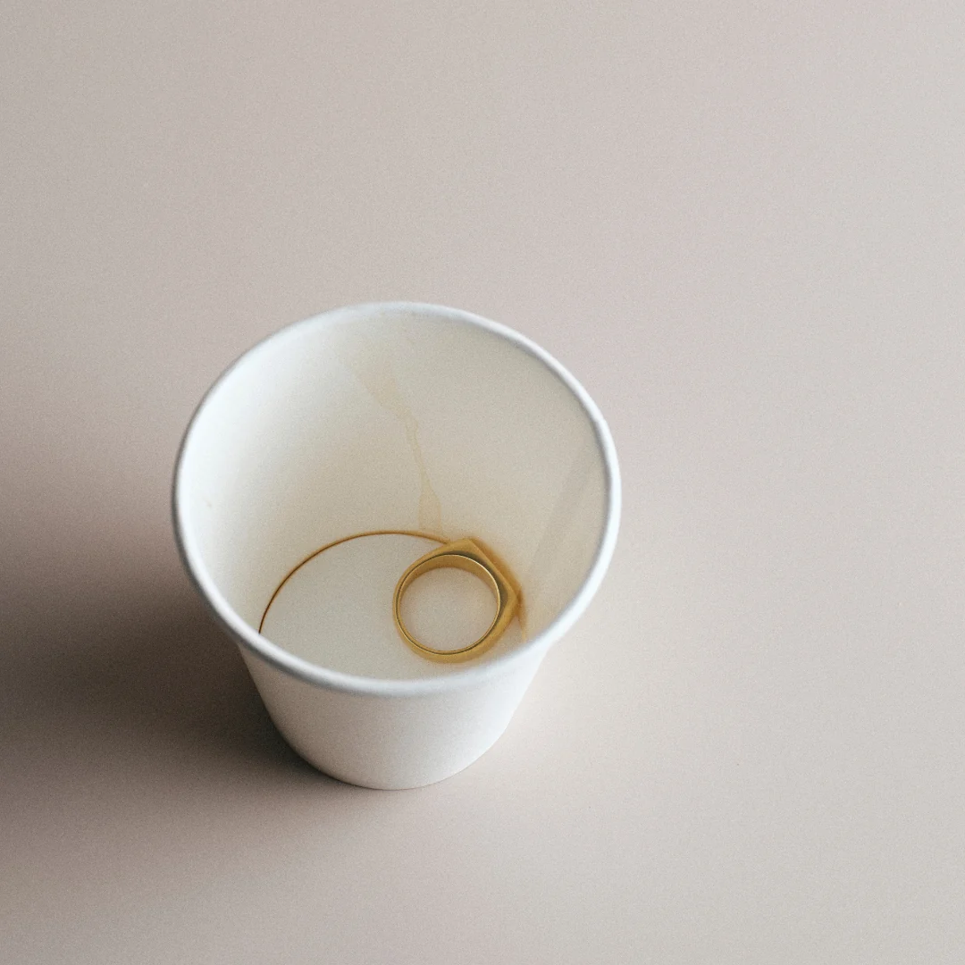 Alix Signet Ring - Image 7
